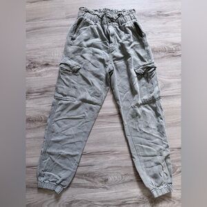 American Eagle Paperbag Jogger pant